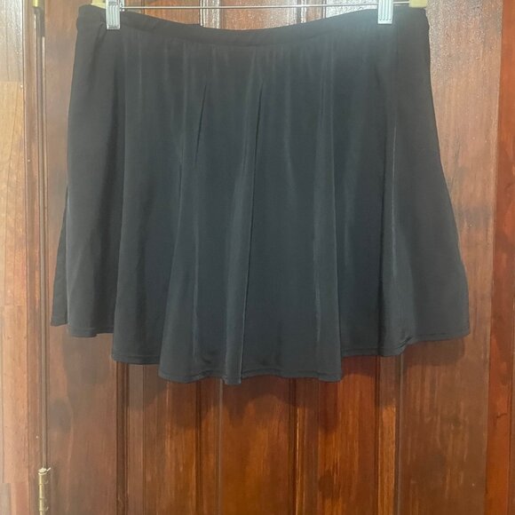 Torrid Black Swim Top and Swim Skirt 4XL - Picture 9 of 10